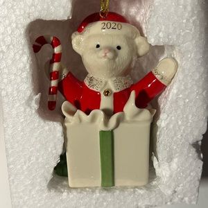 NIB Lenox 2020 Teddy’s Surprise  Christmas Ornament Tree Ornament